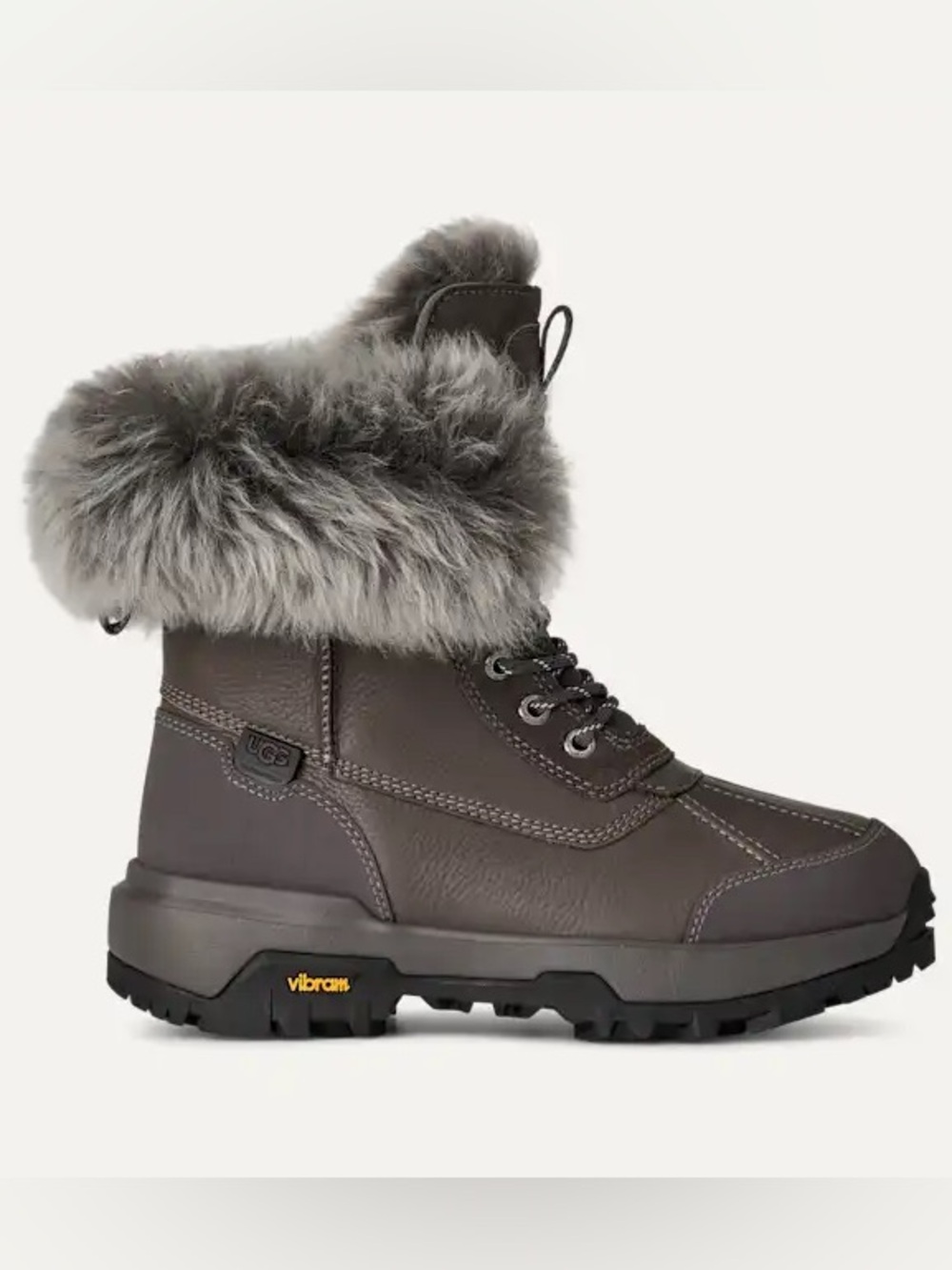 LIKE NEW UGG Adirondack Boots!